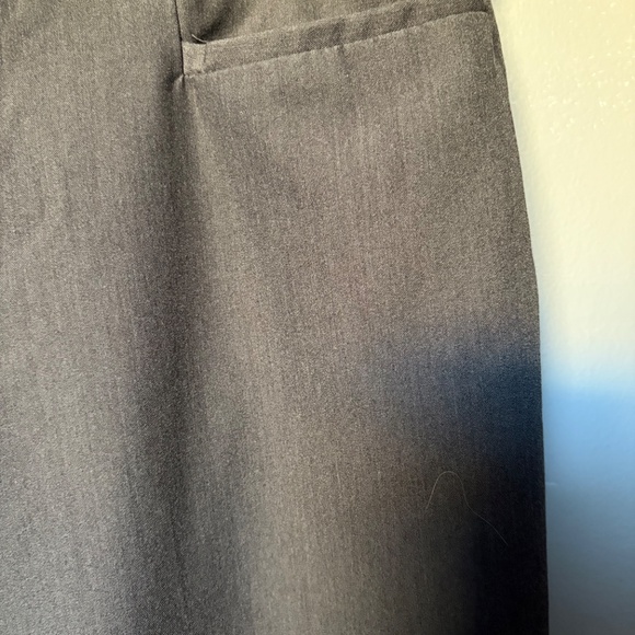 Women’s dress pants - Picture 3 of 5